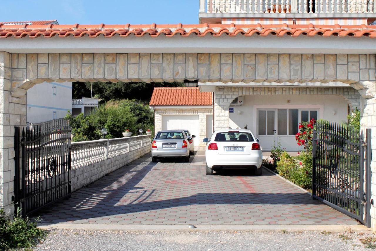 Apartments With A Parking Space Crikvenica - 5589 Exterior foto